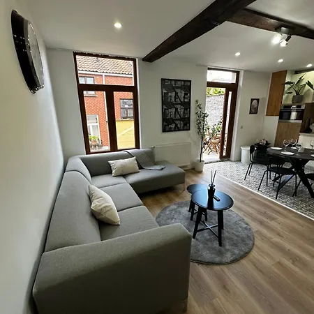 Charming Canal-Side Apartment In The Heart Of Gent Exterior photo